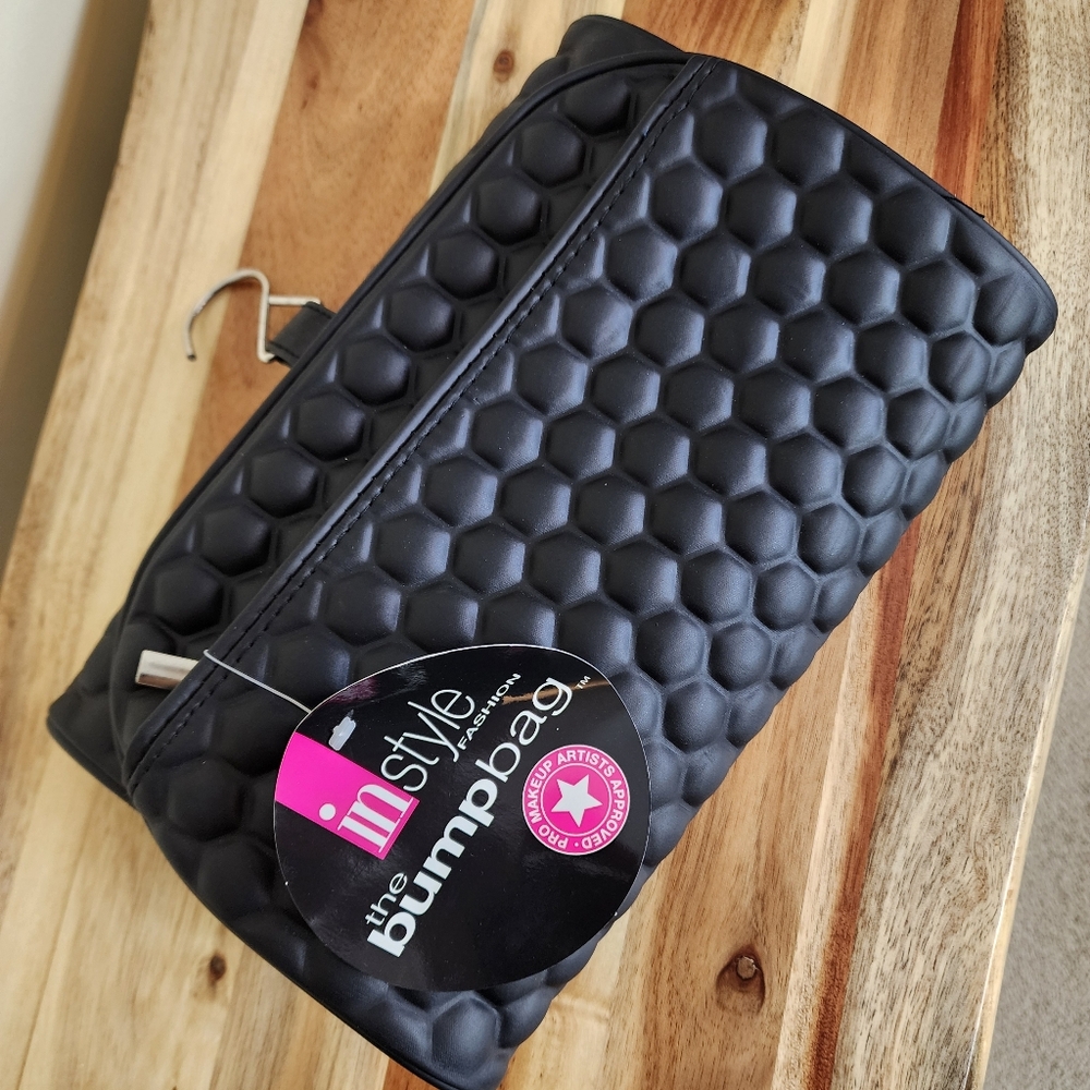 2/$40 NWT Hanging Toiletry Travel Makeup Bag Roll Up Travel Bag & Foldable